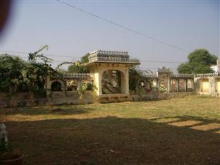 Ravla Khempur Hotel Udaipur Exterior photo